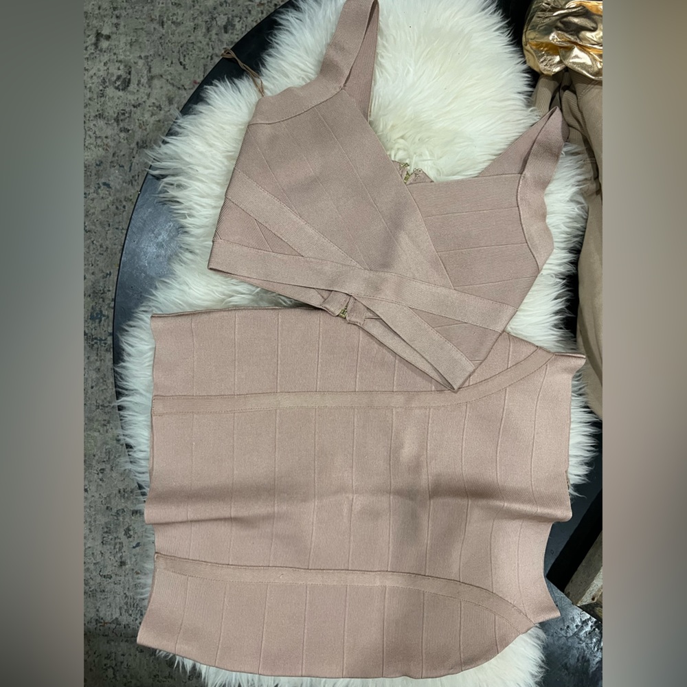 2 piece set